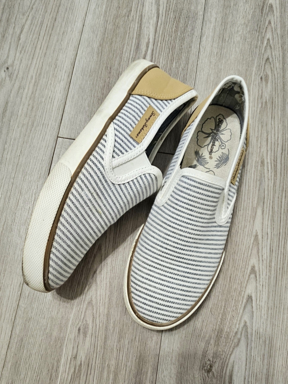 Tommy Bahama White and Tan Striped Boat Slip-On Loafers